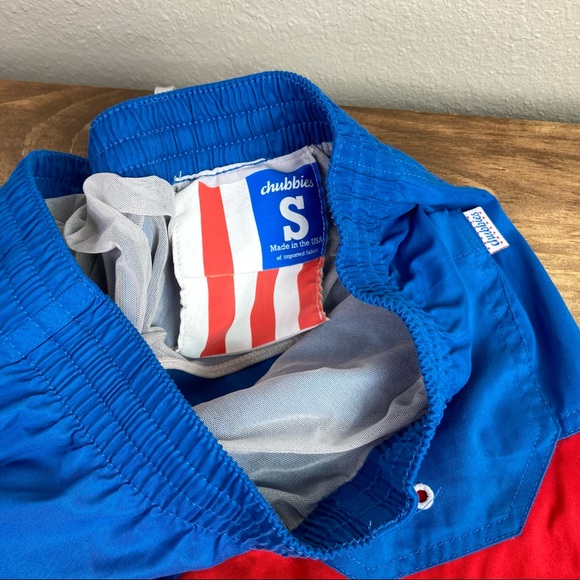 Chubbies Blue Red Colorblock The Liberties 5” Swim Shorts - Picture 5 of 6